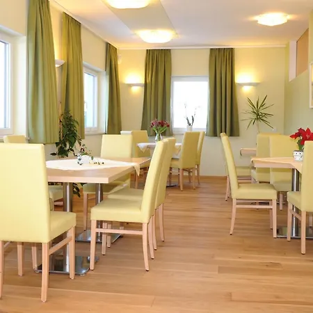 Sommerauer Hotell