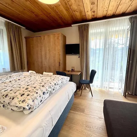 Sommerauer Szálloda 3*